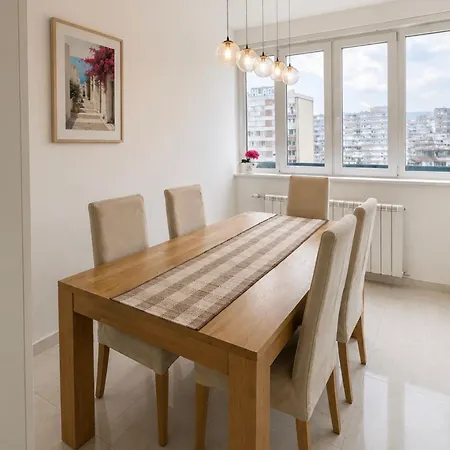 Luxury 2 Bedroom With Free Public Parking Malta * 塞拉耶佛