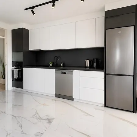 Luxury 2 Bedroom With Free Public Parking Malta *